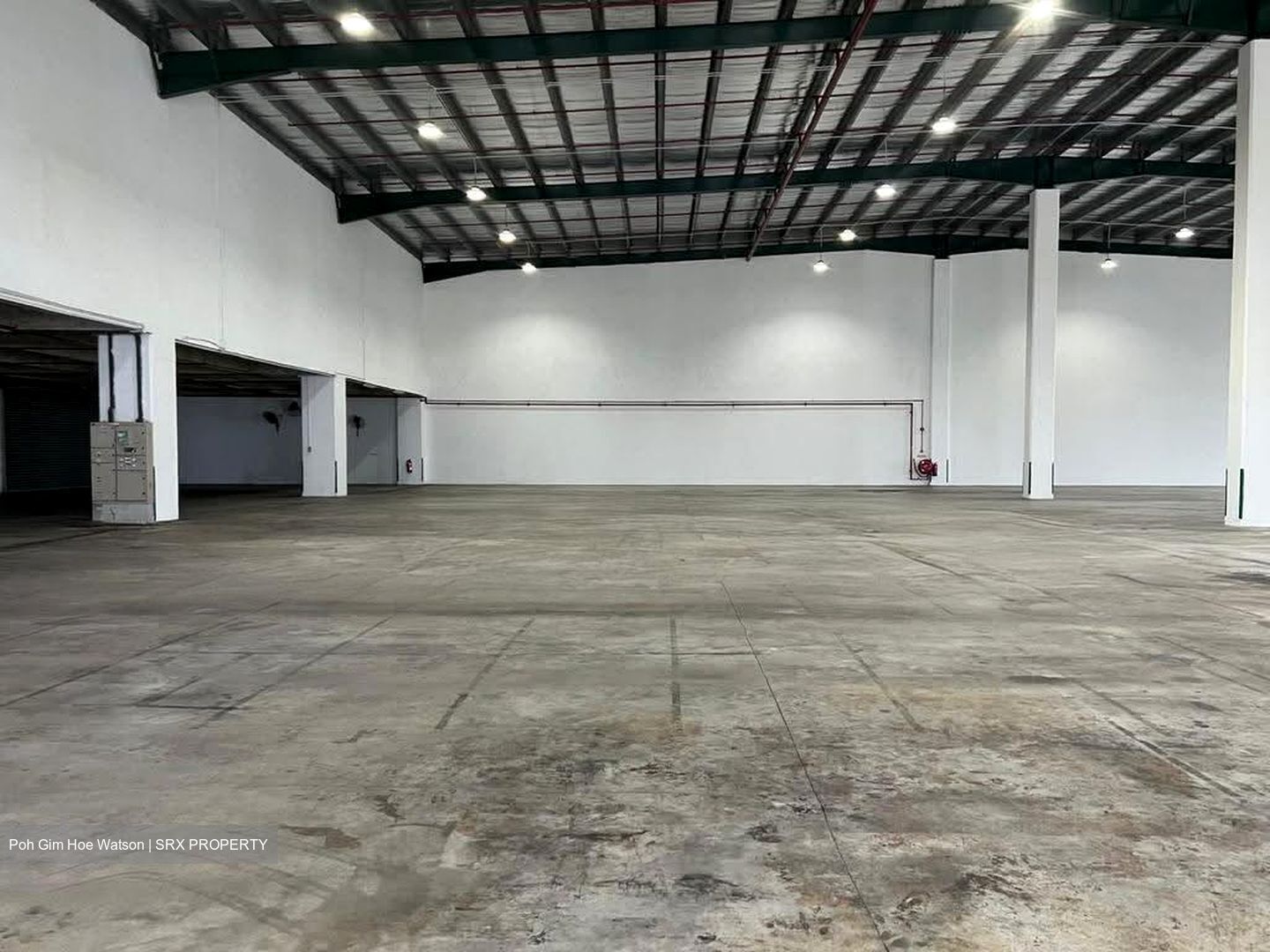 Changi North Way (D17), Warehouse #634817221